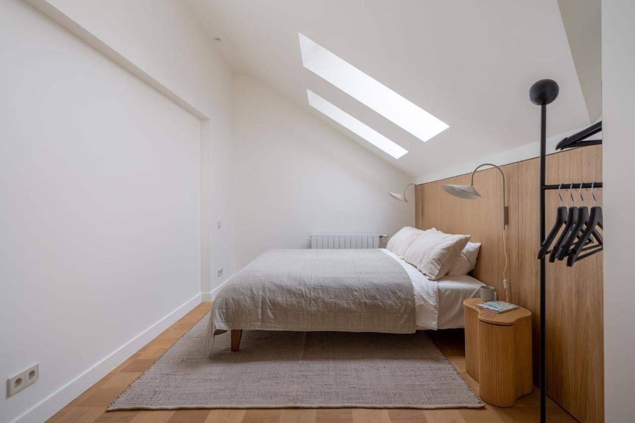 Bright Designer Apartment In City Centre Рига Экстерьер фото